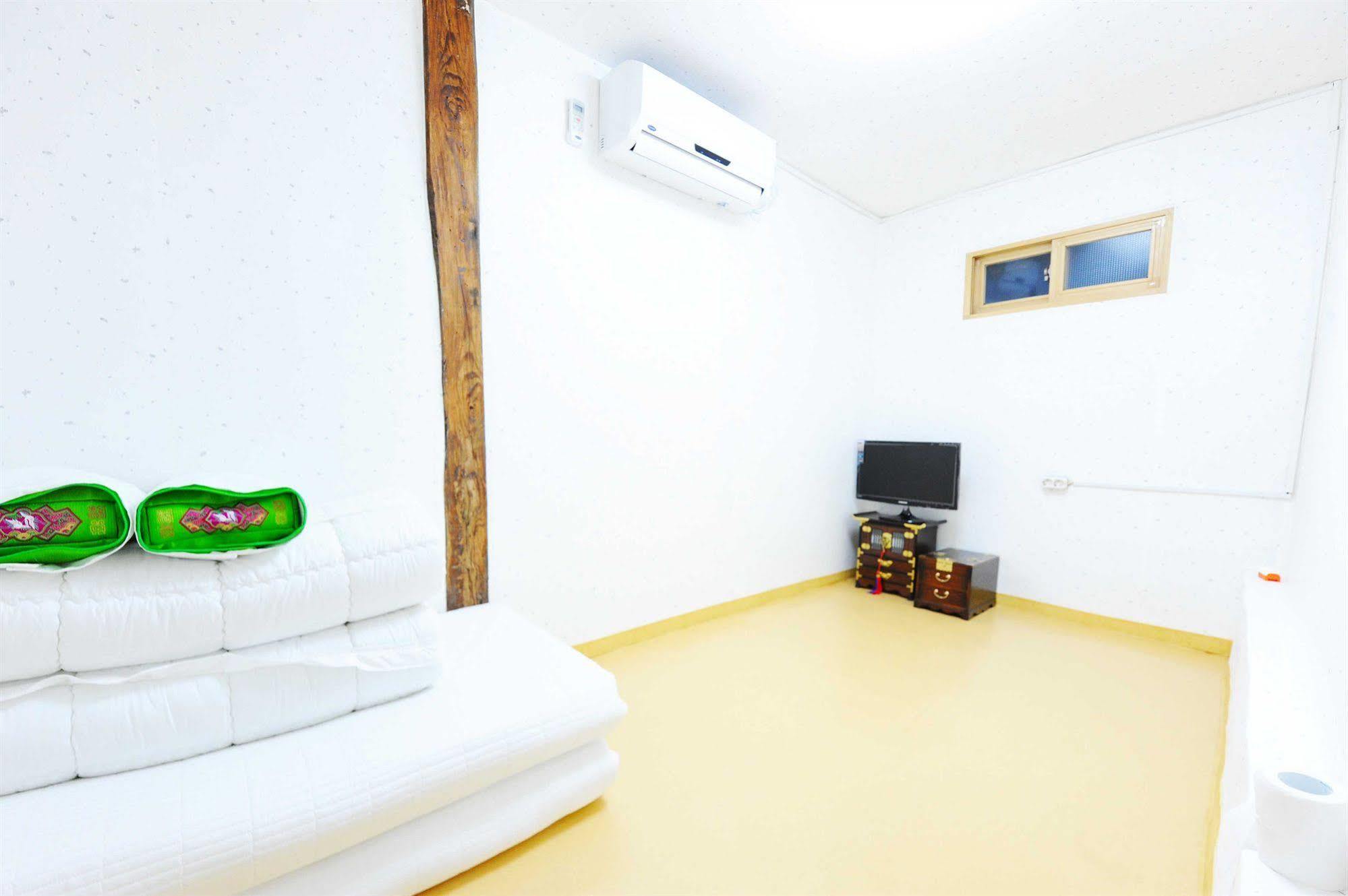 Ohbok Guesthouse Seoul Exterior photo